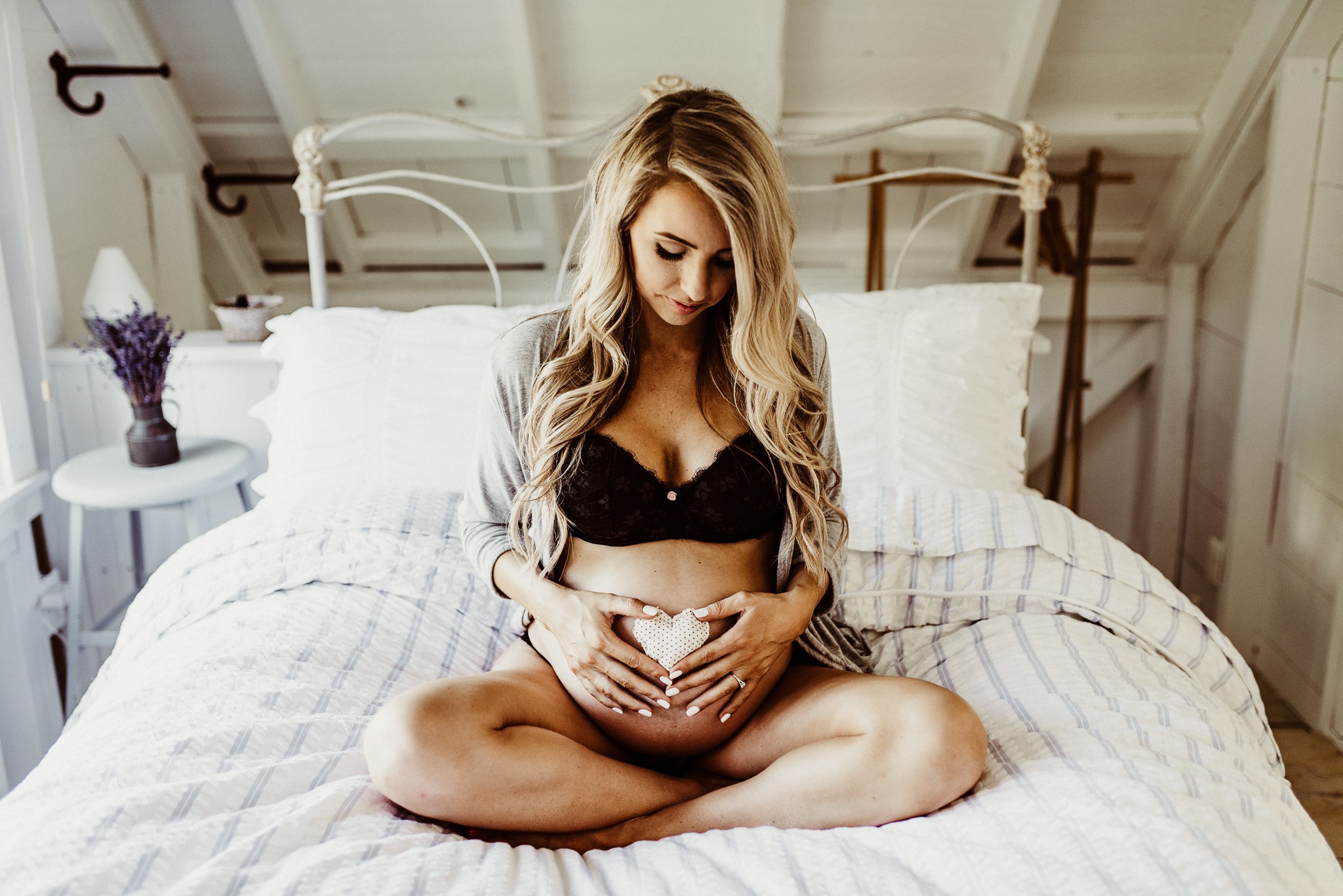 Corinna Maternity Photographer