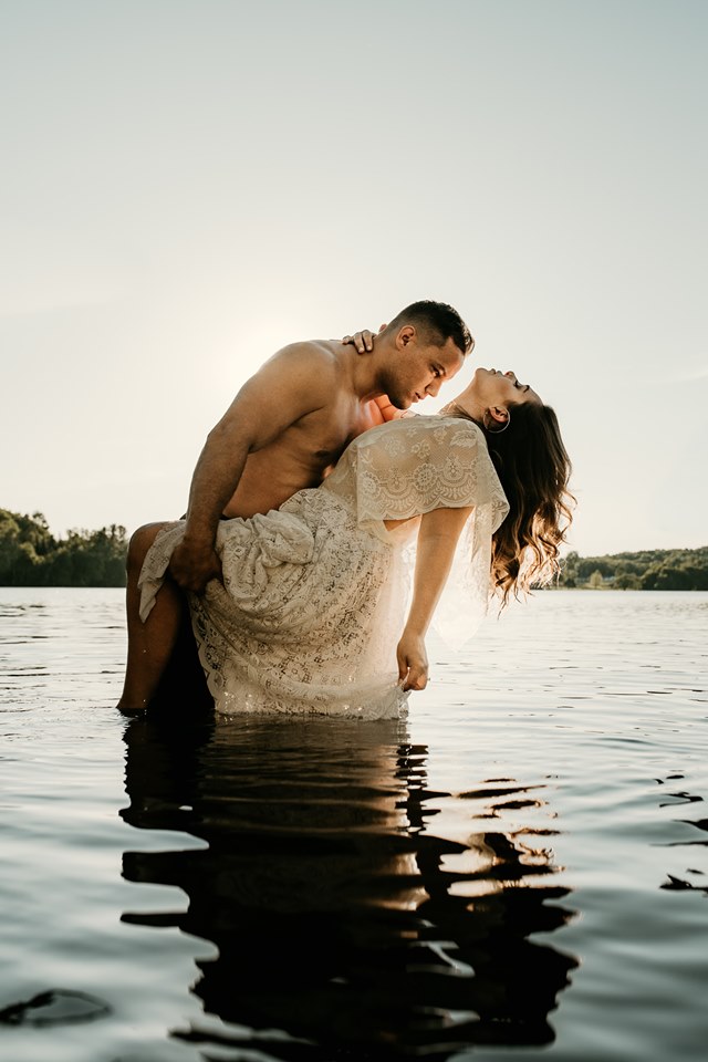 Sexy Lake Couples Photography